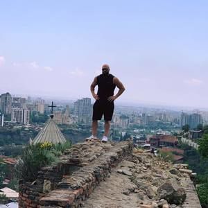 Meet your Posher, Neal